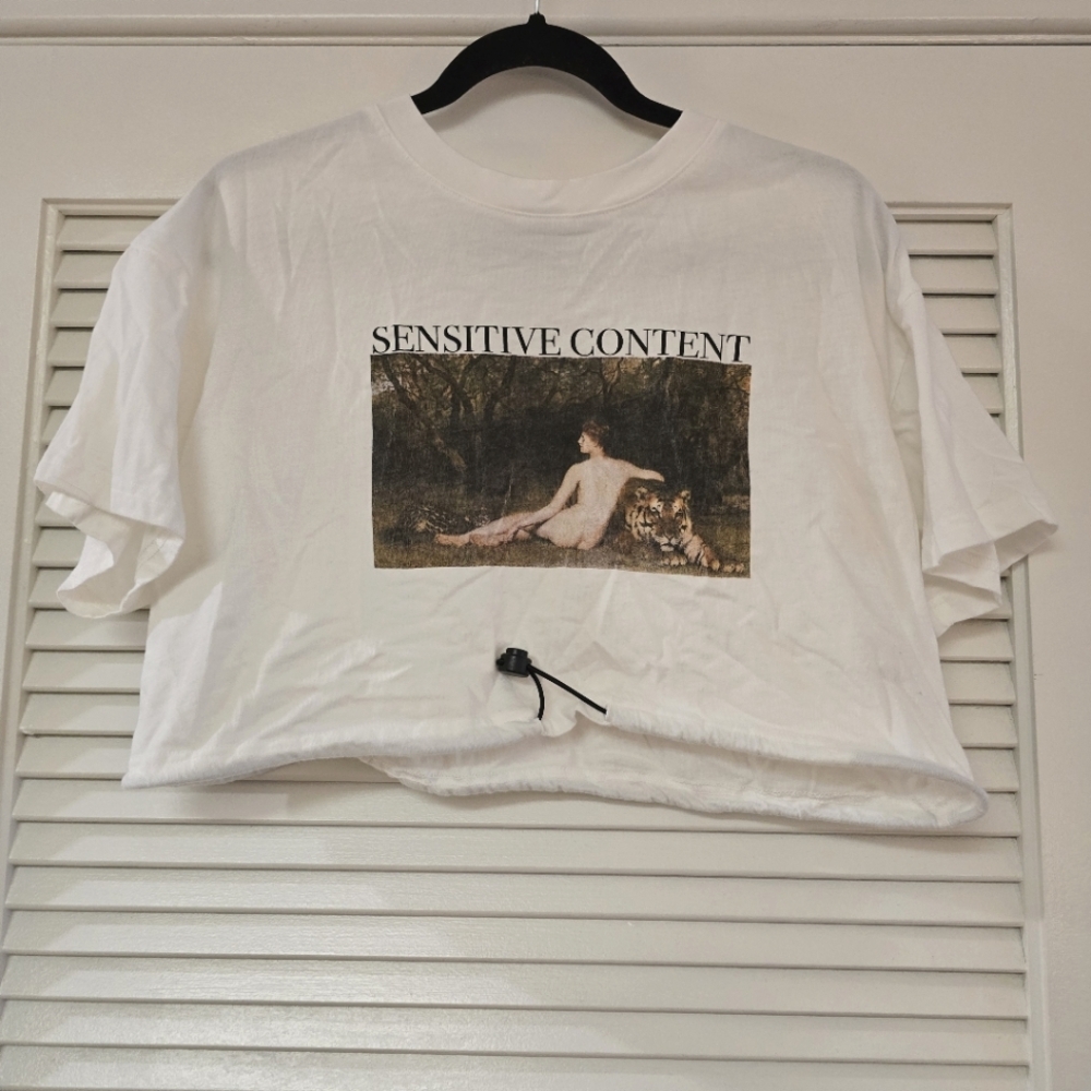 Forever 21 - Sensitive Content Painting 100% Cotton Crop Top With Drawstring